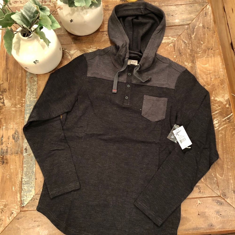 Howe Hooded Tee